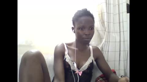 pretty_petite_ebony online show from 06/07/26, 02:21