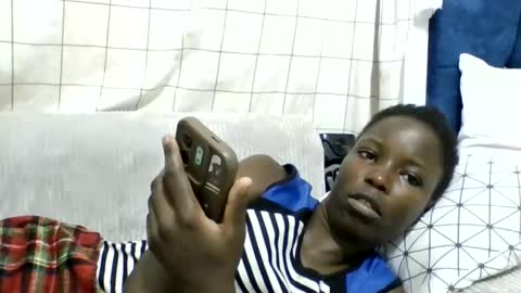 pretty_petite_ebony online show from 06/11/26, 06:22