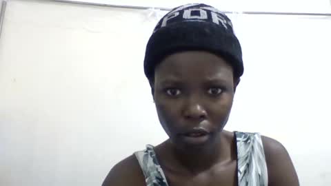 pretty_petite_ebony online show from 06/15/26, 03:09