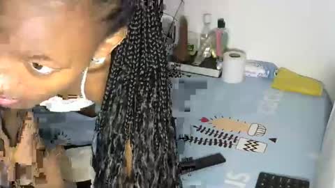 Pretty doll online show from 11/05/25, 06:52