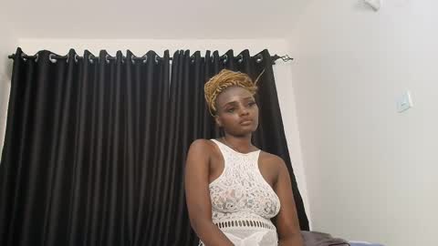 pretty_sexxxy online show from 05/15/26, 08:16