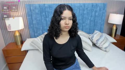 Daisy Flower online show from 11/09/25, 01:48