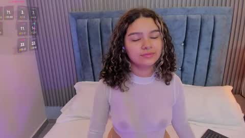 Daisy Flower online show from 06/04/26, 02:17