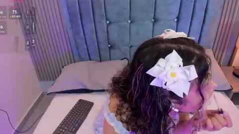 Daisy Flower online show from 06/21/26, 11:51