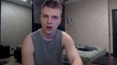Snapshot of pretty_sweety chatting on 06/15/26, 08:16 Justin online show from 06/15/26, 08:16