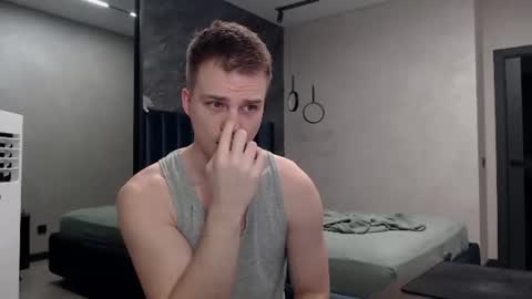 Snapshot of pretty_sweety chatting on 07/16/26, 05:02 Justin online show from 07/16/26, 05:02