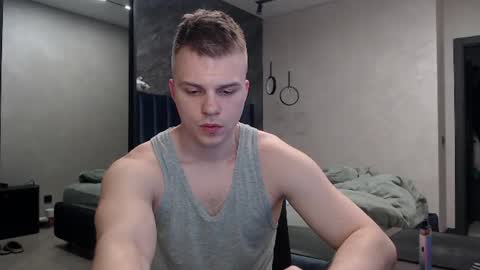 Snapshot of pretty_sweety chatting on 07/26/26, 05:31 Justin online show from 07/26/26, 05:31