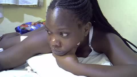 pretty_tiffany7 online show from 04/15/26, 04:25