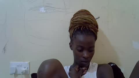 Vee online show from 03/11/26, 08:42