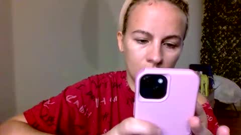 Snapshot of prettybabypetite chatting on 01/15/26, 08:45 Missy Jack online show from 01/15/26, 08:45