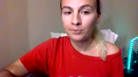 Snapshot of prettybabypetite chatting on 02/03/26, 06:22 Missy Jack online show from 02/03/26, 06:22