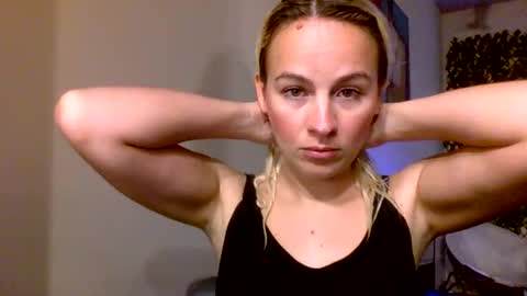 Snapshot of prettybabypetite chatting on 02/24/26, 07:01 Missy Jack online show from 02/24/26, 07:01