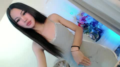 prettybadbitch28 online show from 06/12/26, 11:53