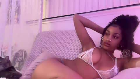 Snapshot of prettyblackgal chatting on 07/19/26, 07:45 prettyblackgal online show from 07/19/26, 07:45