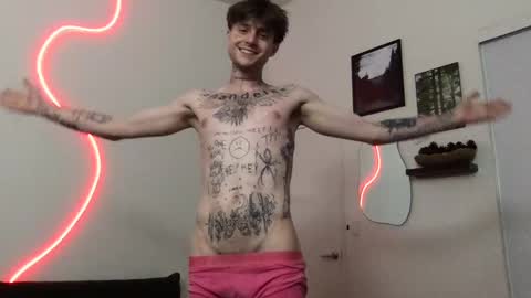 pretty boy online show from 10/31/25, 03:18