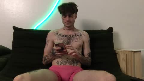 pretty boy online show from 11/12/25, 05:30