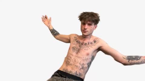 Snapshot of prettyboyszn chatting on 03/08/26, 01:25 pretty boy online show from 03/08/26, 01:25