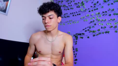 Snapshot of prettybunnies08 chatting on 01/29/25, 11:04 Enzo Denis online show from 01/29/25, 11:04