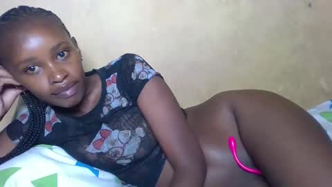 Snapshot of prettycarl_2 chatting on 05/01/26, 05:23 prettycarl_2 online show from 05/01/26, 05:23