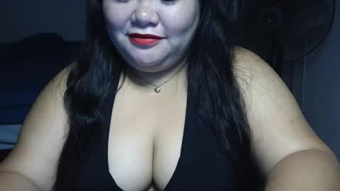 Snapshot of prettycarla_ chatting on 12/04/25, 12:20 prettycarla online show from 12/04/25, 12:20