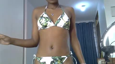 Snapshot of prettycoco_ chatting on 05/07/26, 01:38 coco online show from 05/07/26, 01:38