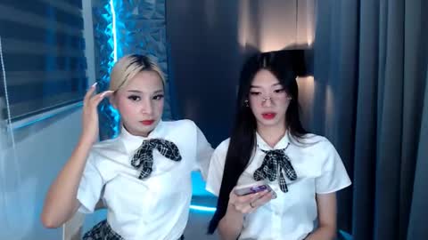 Snapshot of prettycumnotes69 chatting on 01/17/25, 03:43 ASHLEY online show from 01/17/25, 03:43