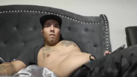 Snapshot of prettydaddyik6992 chatting on 04/09/26, 10:48 DADDYDICRICO6969 online show from 04/09/26, 10:48