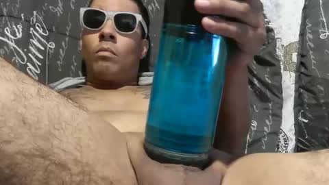 Snapshot of prettydaddyik6992 chatting on 05/20/26, 09:32 DADDYDICRICO6969 online show from 05/20/26, 09:32