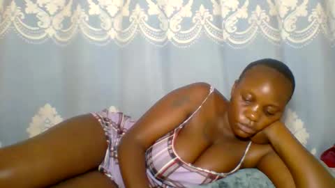 Snapshot of prettydarkskin002 chatting on 05/24/26, 03:44 SHANIA online show from 05/24/26, 03:44