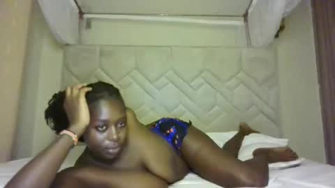 prettydulce online show from 05/01/26, 03:22