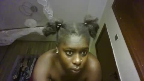 Snapshot of prettydulce chatting on 06/08/26, 03:40 prettydulce online show from 06/08/26, 03:40