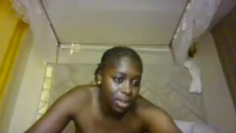Snapshot of prettydulce chatting on 07/04/26, 03:07 prettydulce online show from 07/04/26, 03:07