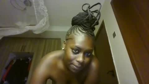 Snapshot of prettydulce chatting on 07/12/26, 03:03 prettydulce online show from 07/12/26, 03:03