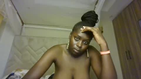 Snapshot of prettydulce chatting on 08/01/26, 01:54 prettydulce online show from 08/01/26, 01:54