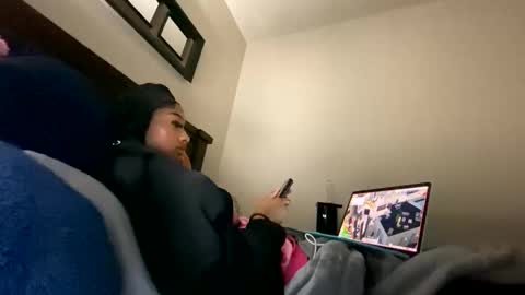 Snapshot of prettyfacefemale chatting on 02/03/26, 06:22 prettyfacefemale online show from 02/03/26, 06:22