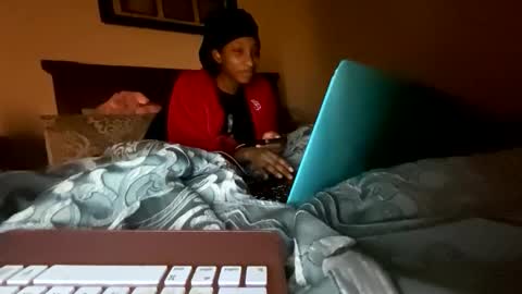 Snapshot of prettyfacefemale chatting on 02/04/26, 02:28 prettyfacefemale online show from 02/04/26, 02:28