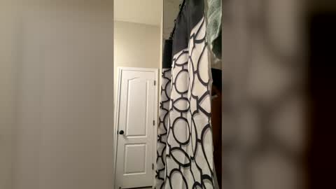 Snapshot of prettyfacefemale chatting on 02/11/26, 07:46 prettyfacefemale online show from 02/11/26, 07:46