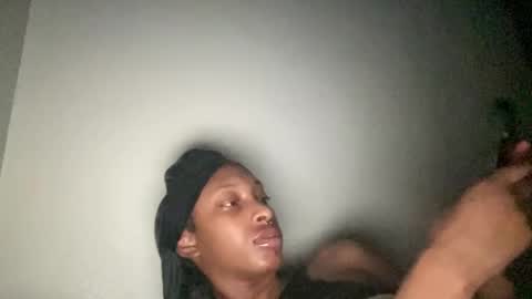 Snapshot of prettyfacefemale chatting on 02/13/26, 07:37 prettyfacefemale online show from 02/13/26, 07:37