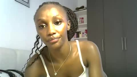 Snapshot of prettygee21 chatting on 01/09/26, 08:28 Pretty darkskin doll online show from 01/09/26, 08:28