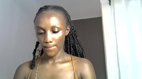 Snapshot of prettygee21 chatting on 03/03/26, 07:47 Pretty darkskin doll online show from 03/03/26, 07:47