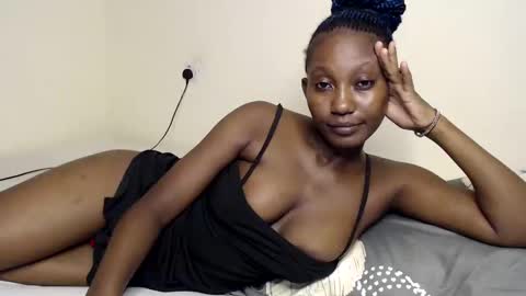 Mary online show from 03/07/25, 04:44