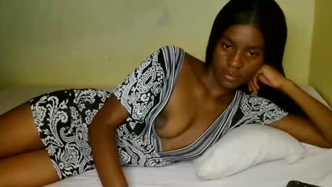 Snapshot of prettygoddess1 chatting on 06/11/26, 01:27 Mary online show from 06/11/26, 01:27