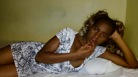 Snapshot of prettygoddess1 chatting on 06/18/26, 02:12 Mary online show from 06/18/26, 02:12