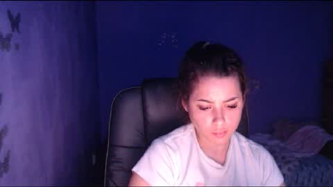 prettyjulliette online show from 01/21/25, 02:05