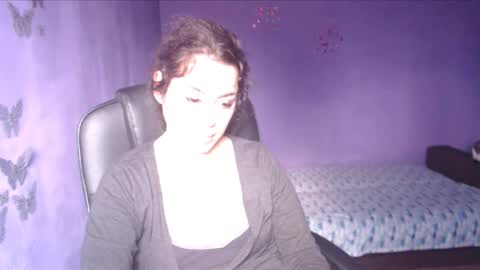 prettyjulliette online show from 01/22/25, 12:38