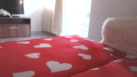 prettyjulliette online show from 10/31/25, 02:18