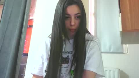 prettyjulliette online show from 03/26/26, 10:43