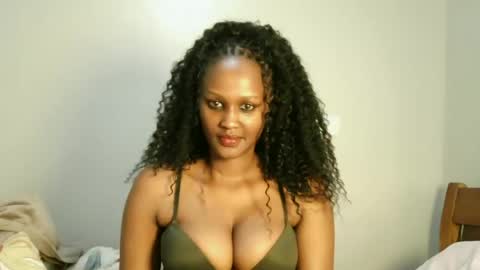 Snapshot of prettykeilaa chatting on 06/16/26, 05:59 prettykeilaa online show from 06/16/26, 05:59