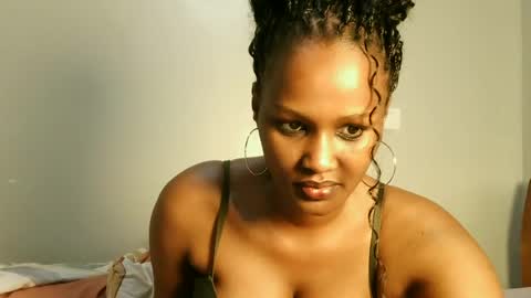 Snapshot of prettykeilaa chatting on 06/19/26, 06:01 prettykeilaa online show from 06/19/26, 06:01