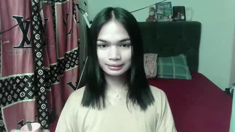 Snapshot of prettykhelcy chatting on 05/27/26, 10:45 prettykhelcy online show from 05/27/26, 10:45
